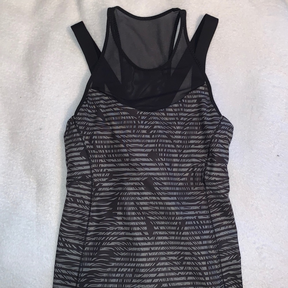Lululemon tank top